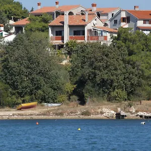  Appartamento By The Sea - 2255 Croazia