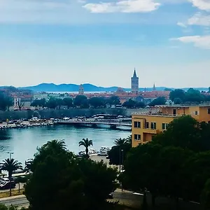 Apartament Mahagony Deluxe, Zadar